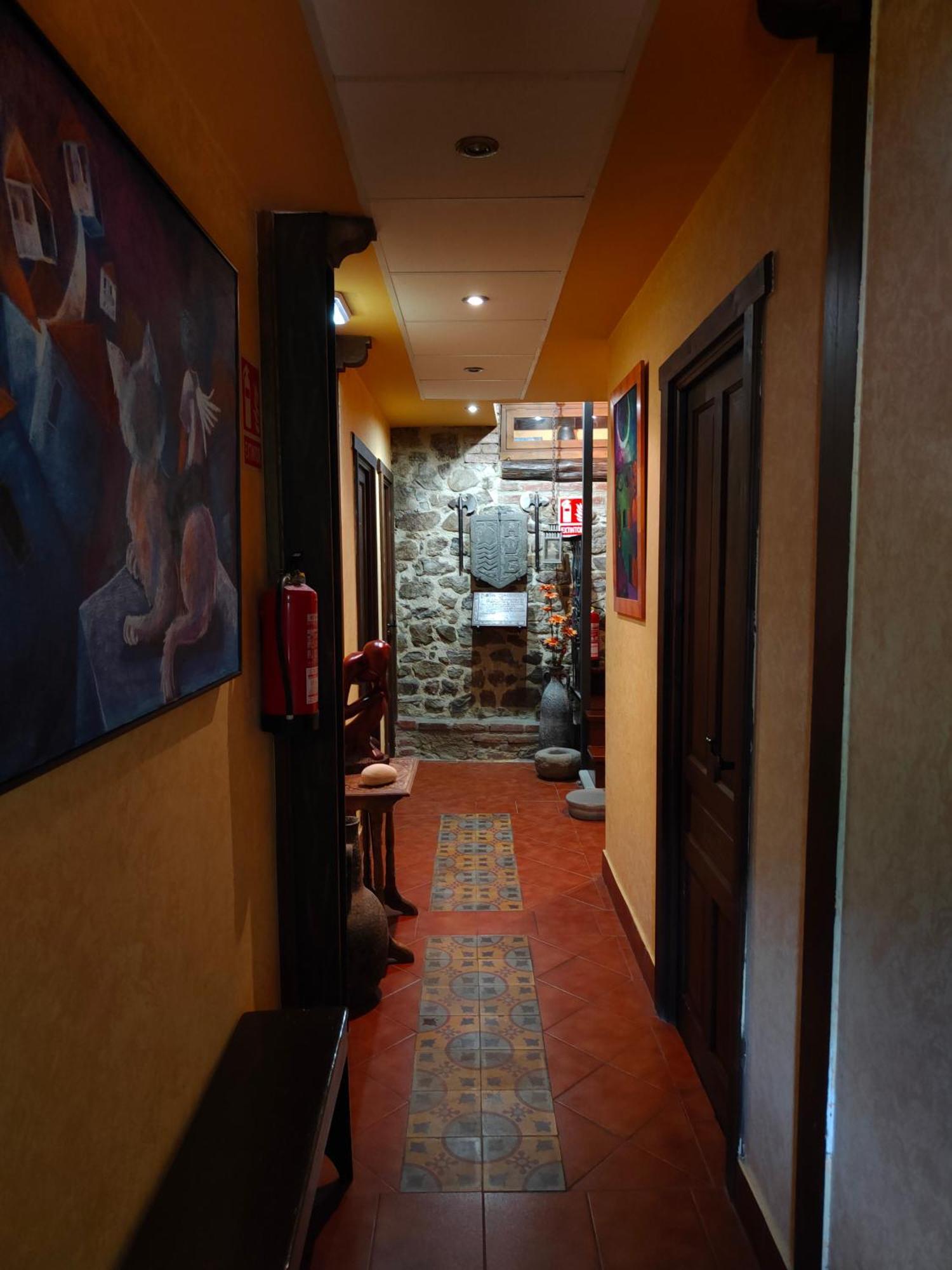 Hotel Dona Gaudiosa Pola de Lena Exteriér fotografie